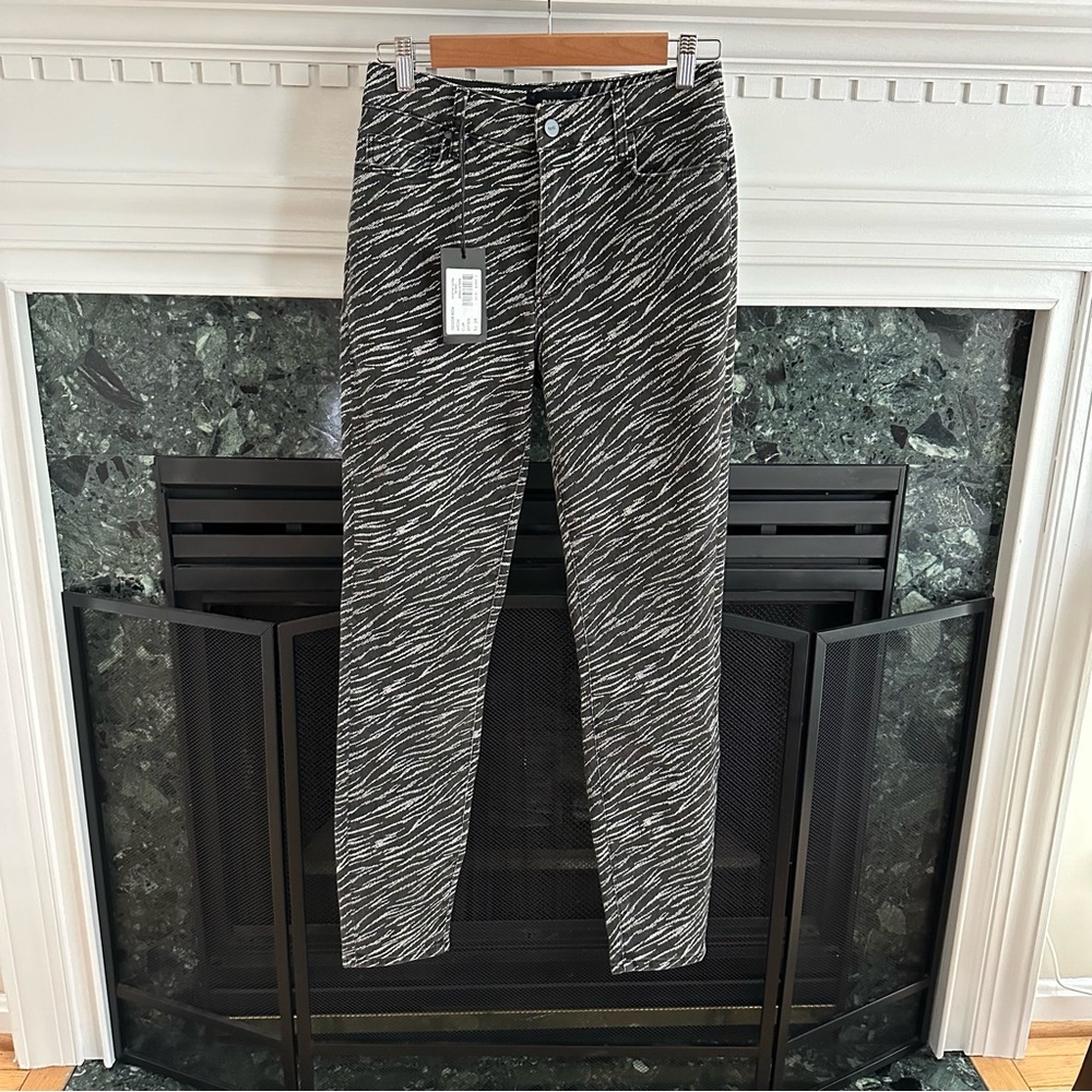 Paige Hoxton Ultra Skinny Zebra Stripe size 28 NWT - Picture 1 of 12
